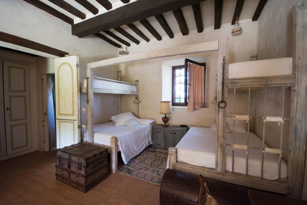 Locanda Dei Melograni Gossolengo Exteriör bild